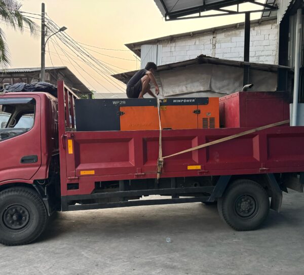 Genset Cummins bekas
