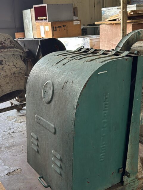 MOLEN BEKAS MOLEN BEKAS